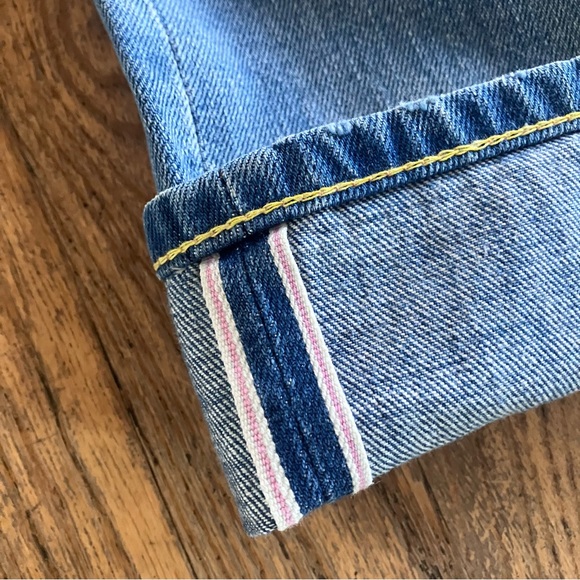 Levi's Women’s 701 Selvedge Denim Jeans 24 - Picture 3 of 10